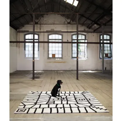 Tappeto dal design contemporaneo Black on White Limbo di Nanimarquina