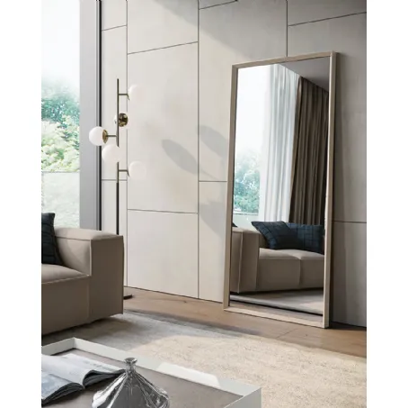 Specchio Slash con cornice in legno di Dall'Agnese