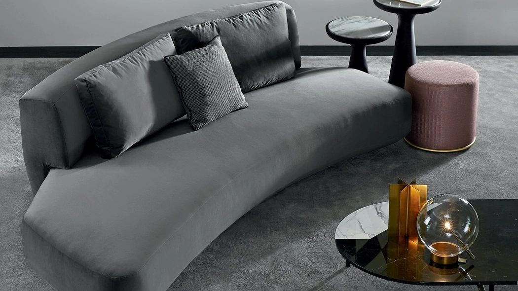 Tavolino Fante con top in marmo di Gallotti&Radice