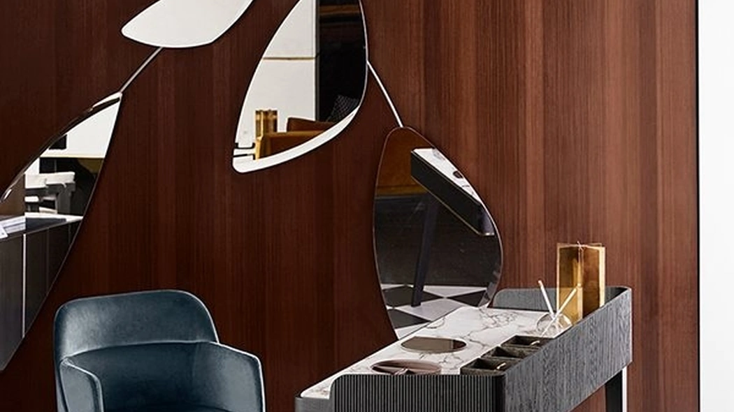 Specchio di design Leaf di Gallotti&Radice
