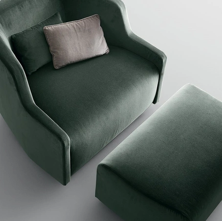 Pouf First in velluto imbottito di Gallotti&Radice