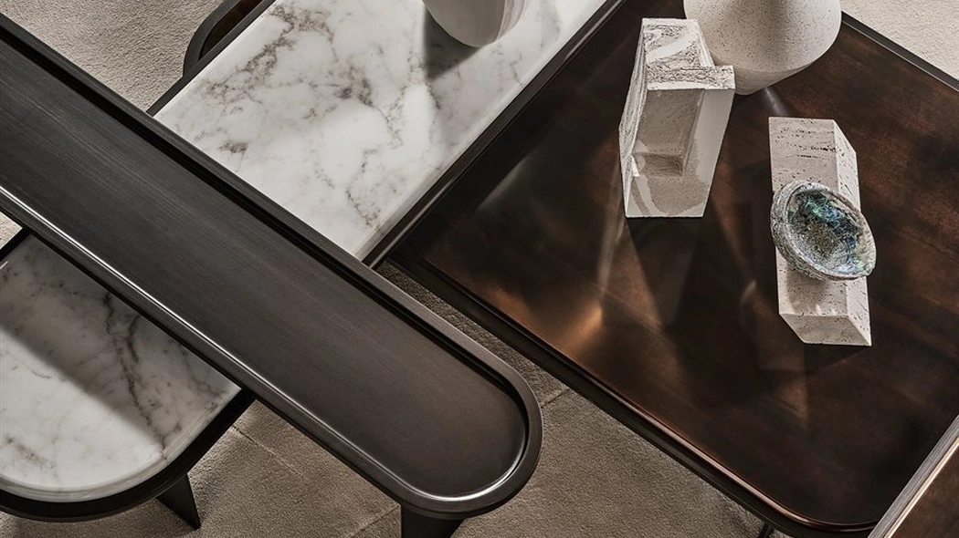 Tavolino Sensei con top in legno o marmo e base in metallo di Gallotti&Radice