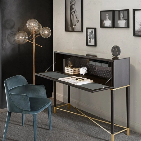 Secrétaire Tama in frassino tinto nero con interno rivestito in pelle di Gallotti&Radice