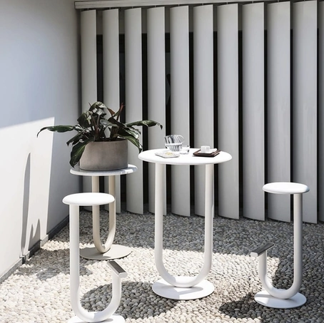 Tavolino Strong in laccato Bianco di Desalto