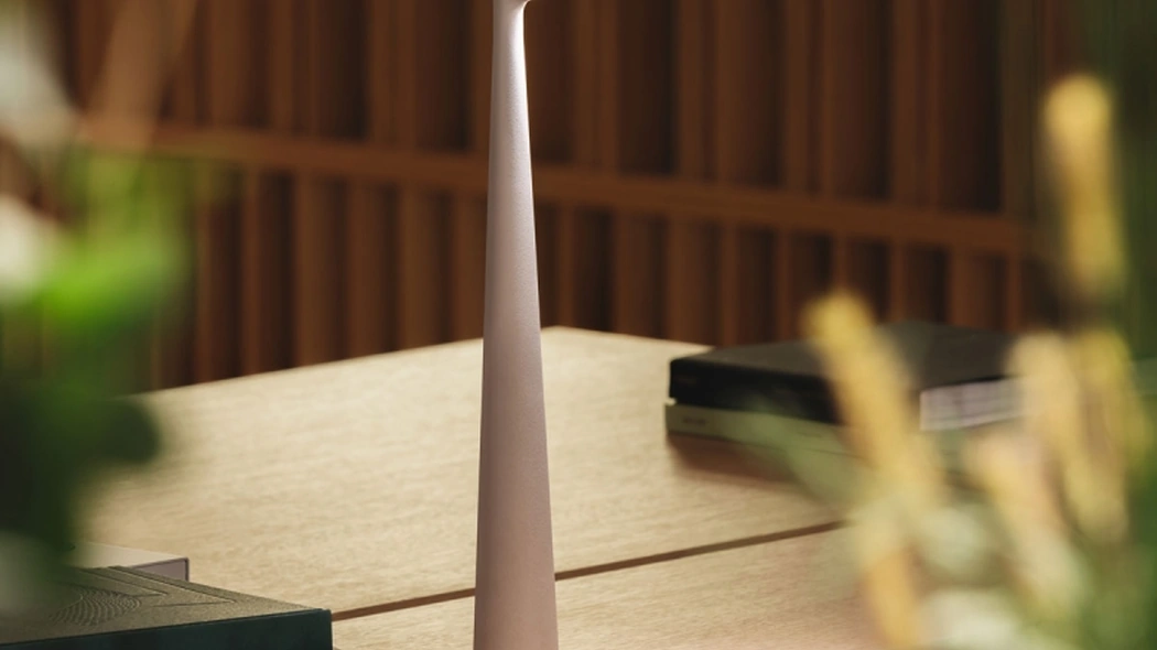 Lampada da tavolo Africa di Vibia