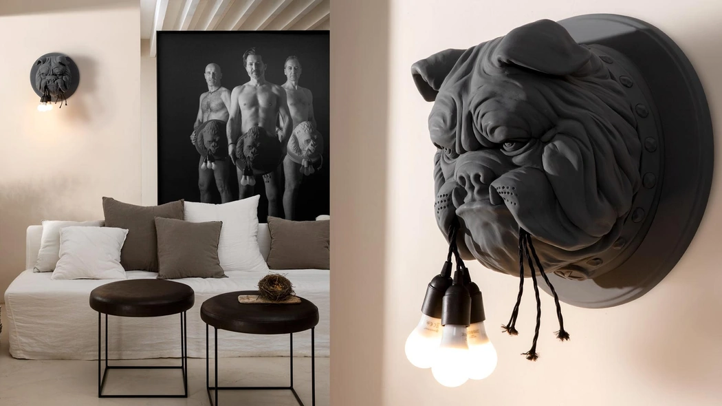 Lampada da parete Amsterdam in ceramica ispirata a un bulldog di Karman