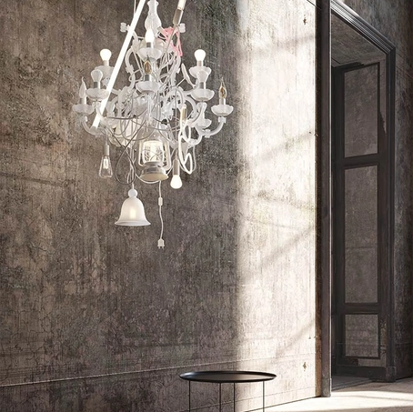 Lampada a sospensione Beautiful Mess di Karman