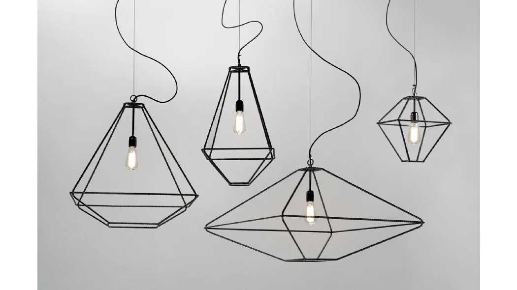Lampada di diverse dimensioni ConTradition di Opinion Ciatti