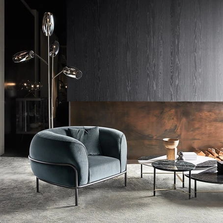 Lampada da terra Diantha in cristallo soffiato a bocca e verniciato bronzo con parti metalliche in nero bronzato di Gallotti&Radice