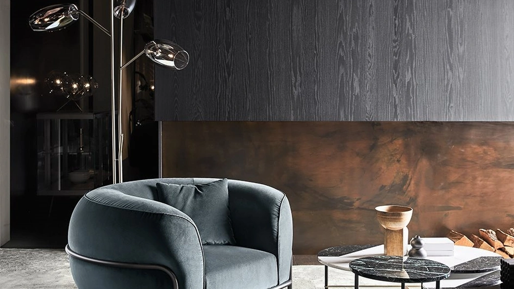 Lampada da terra Diantha in cristallo soffiato a bocca e verniciato bronzo con parti metalliche in nero bronzato di Gallotti&Radice