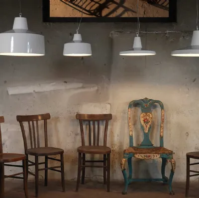 Lampada a sospensione in ceramica in varie dimensioni Gangster di Karman
