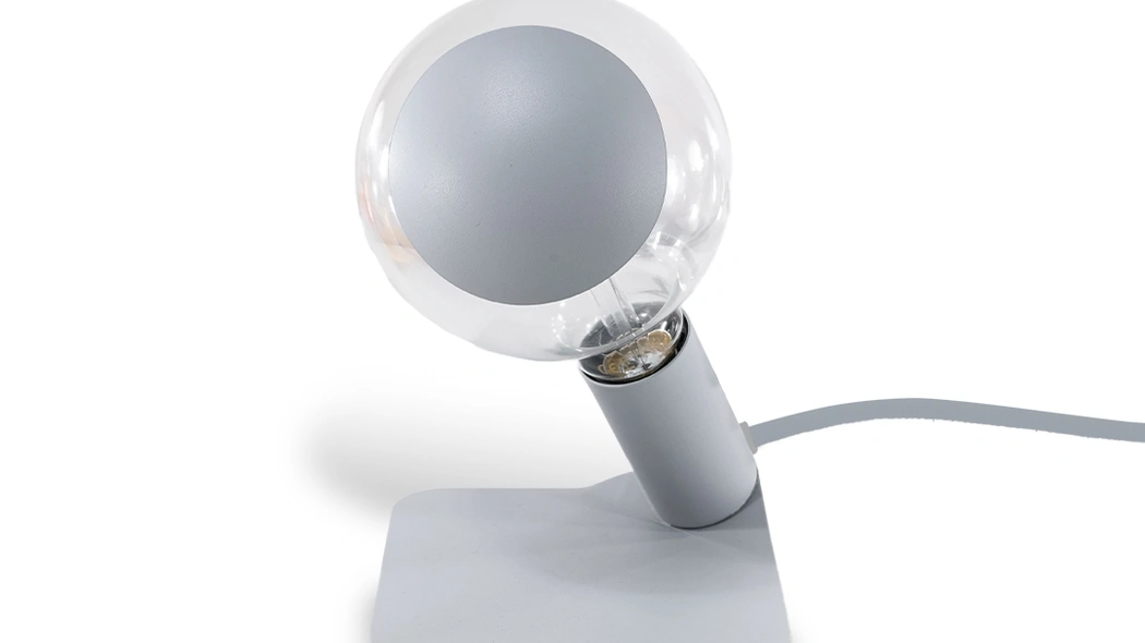 Lampada da tavolo Iride Sofia di Filotto
