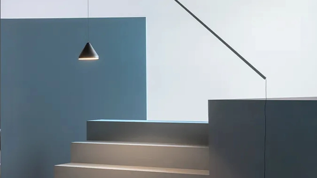 Lampada da terra North di Vibia