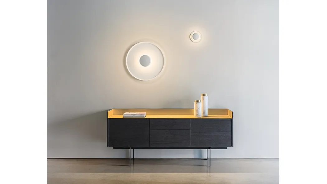Lampada da parete con luce circoscritta all’interno del diametro Top di Vibia