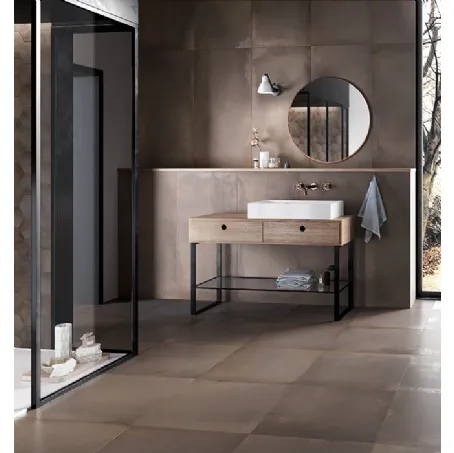 Piastrelle quadrate effetto metallo Betonmetal Copper di Terratinta