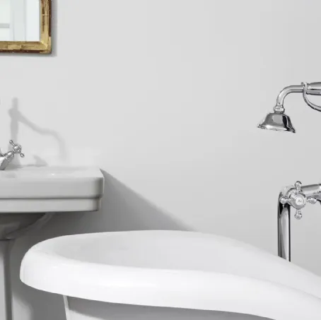 Mobile da Bagno Elizabeth in metallo finitura Cromo di Fima Carlo Frattini