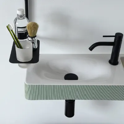 Lavabo in ceramica con pattern a righe verdi Line 01 di Scarabeo