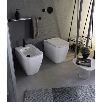 Sanitari da terra in ceramica Pearl di Scarabeo