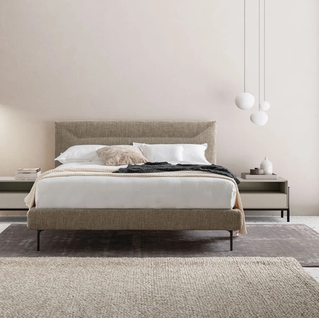 Letto matrimoniale in tessuto con testiera Sentempa di Dall'Agnese