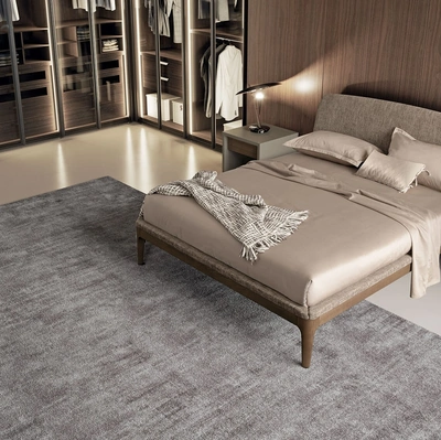 Letto in tessuto con struttura in legno semplice ed essenziale con testiera lievemente arcuata Elegance di Dall'Agnese
