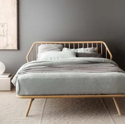 Letto matrimoniale con testiera Trama Legno di Pianca
