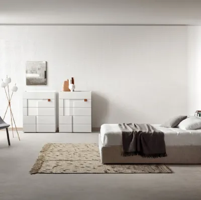 Letto in tessuto imbottito con testiera Vintage di Pianca