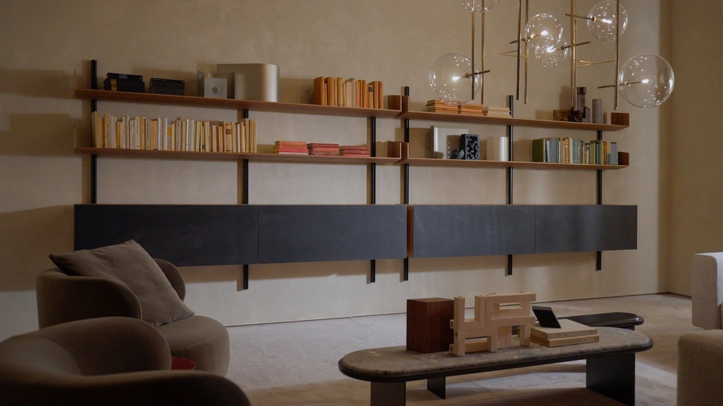 Libreria sospesa Brera 23 di Gallotti&Radice