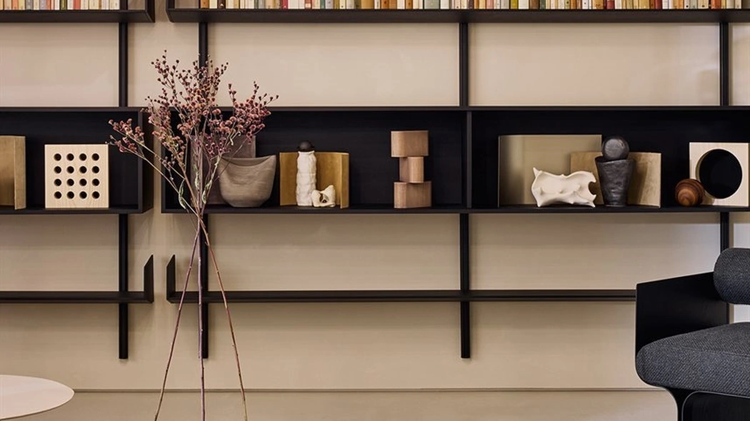 Libreria sospesa Brera 23 di Gallotti&Radice