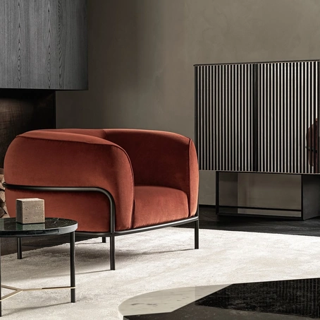 Madia 5th Avenue in legno rivestita in acciaio di Gallotti&Radice