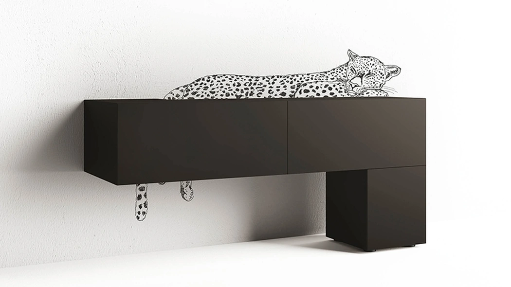 Madia Formosa Inchinata di Minotti Italia