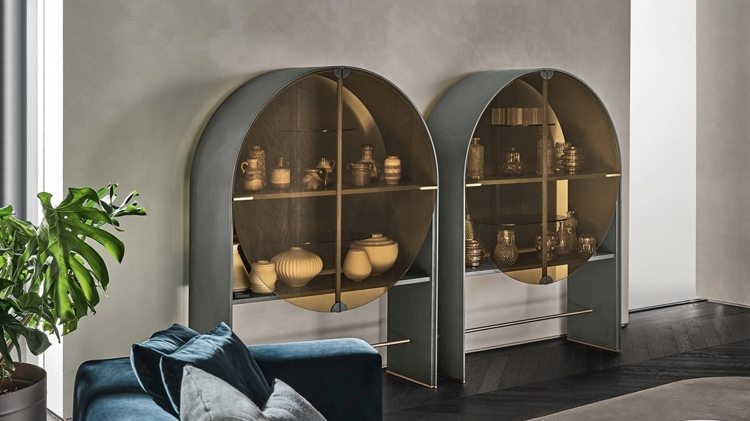 Madia di design Soda in cristallo e legno laccato di Gallotti&Radice