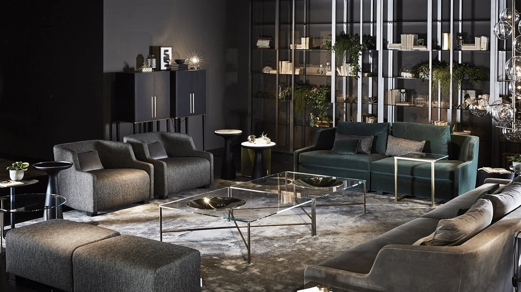 Poltrona First in tessuto imbottito di Gallotti&Radice