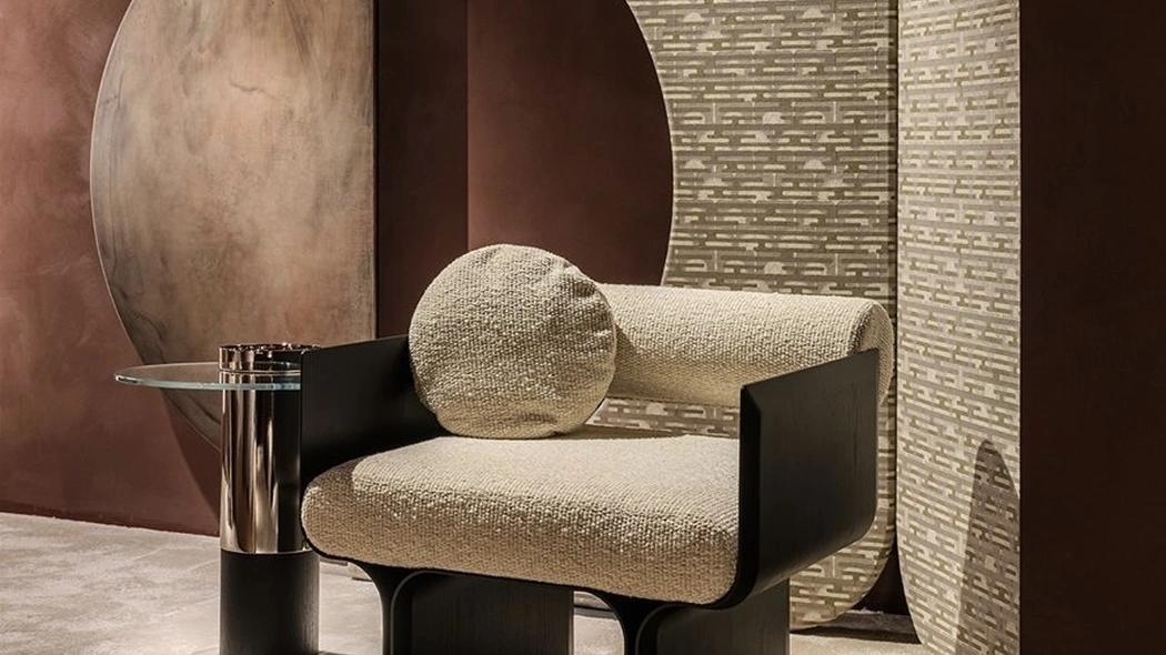 Poltroncina di design Stami Lounge in tessuto con struttura in frassino di Gallotti&Radice