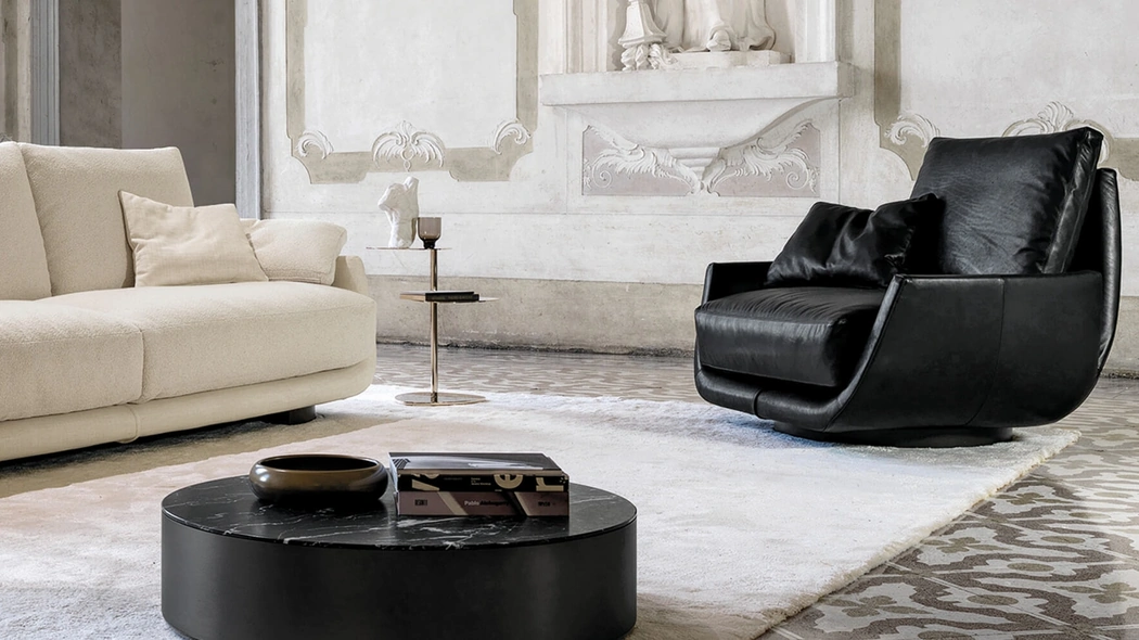 Maxi Poltrona girevole Tuliss di Desirèe