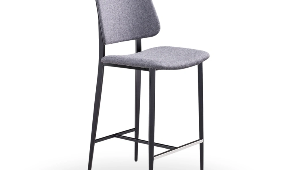 Sgabello in tessuto Joe di Midj