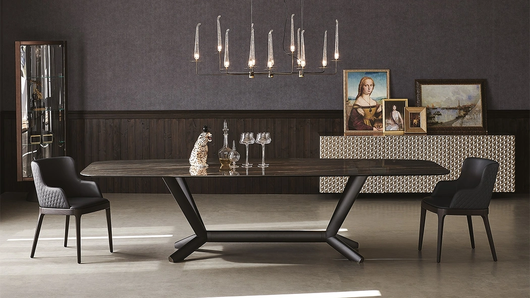 Tavolo con piano in ceramica e base in acciaio Planer Keramik di Cattelan Italia
