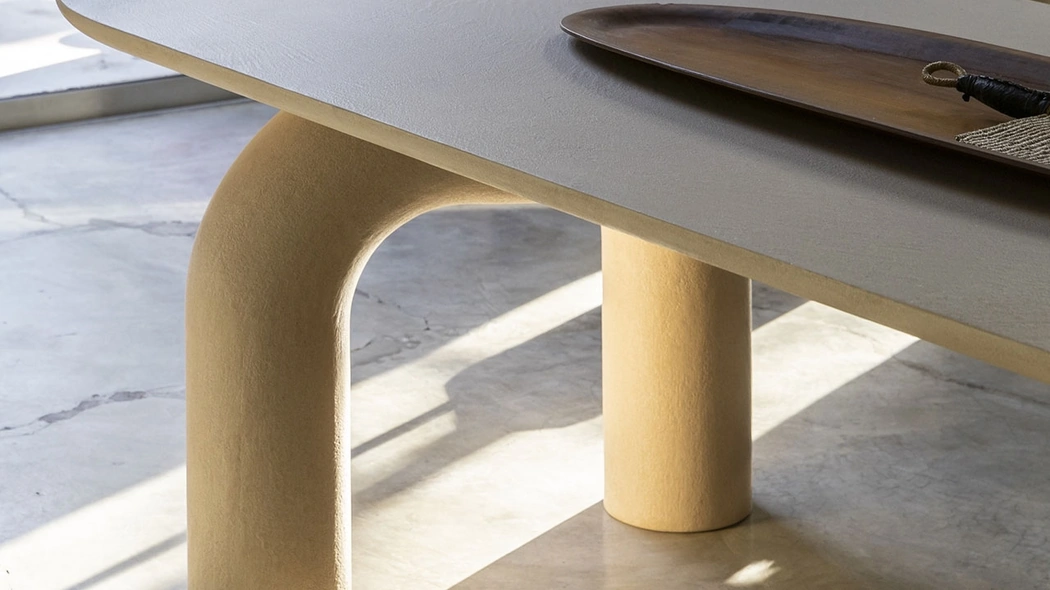 Tavolo di design Elephante di Mogg