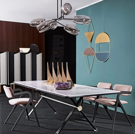 Tavolo Maat con top in marmo bianco di Carrara di Gallotti&Radice