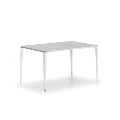 Tavolo Nenè rettangolare di Midj