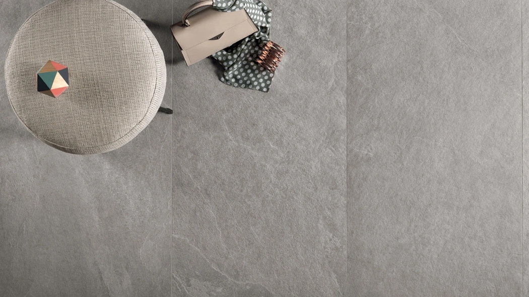 Piastrelle effetto pietra Waterfall Silver Flow di Lea Ceramiche